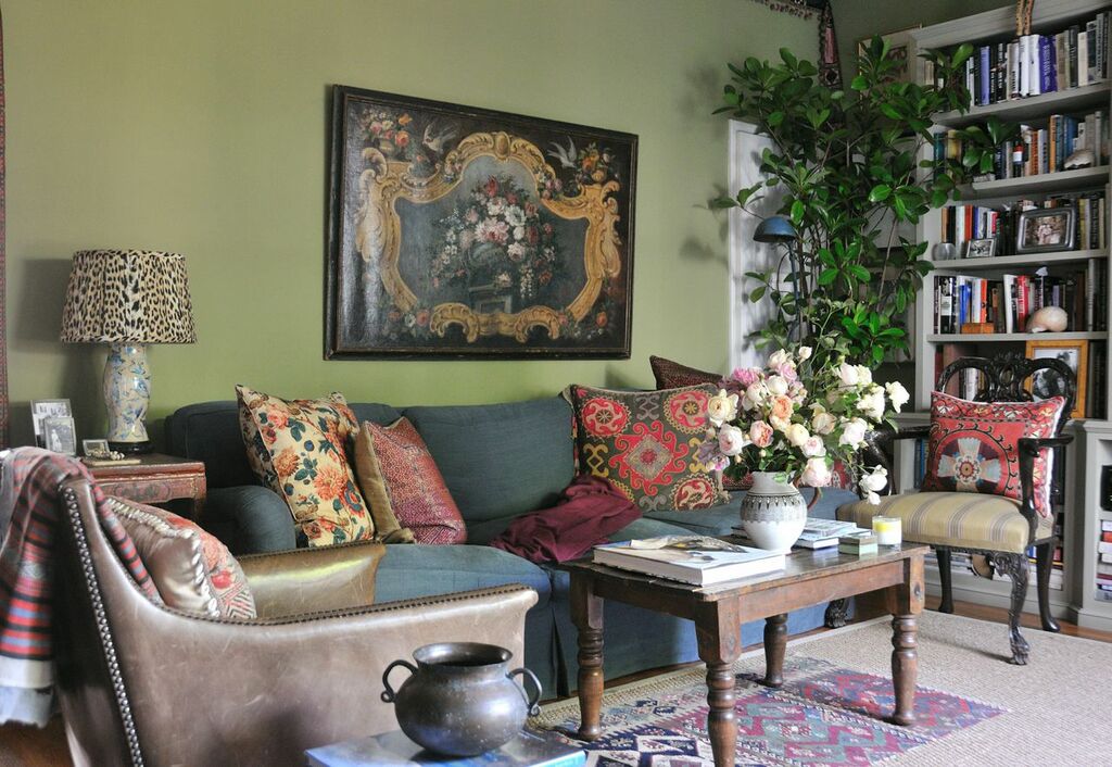 LA designer Schuyler Samperton's living room