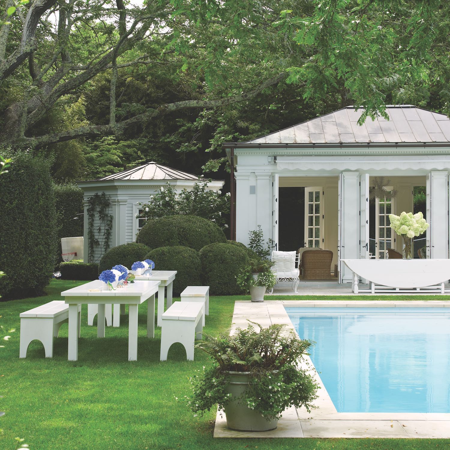 Aerin Lauder pool and pool house