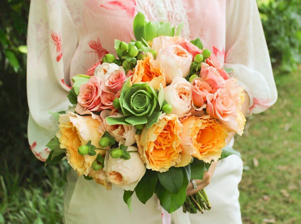 garden rose bouquet, peach and green wedding bouquet