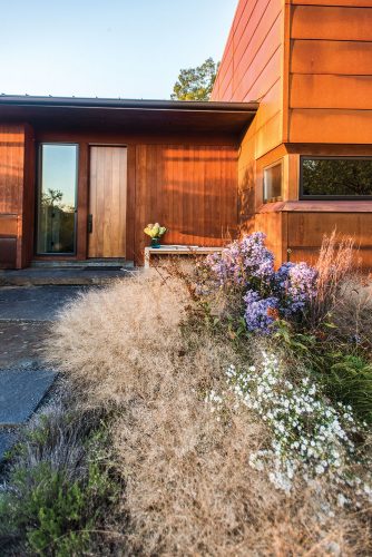 Dan Sternberg and Debbie Cooper's contemporary home, designed by architects Demetriades + Walker, in Hudson Valley
