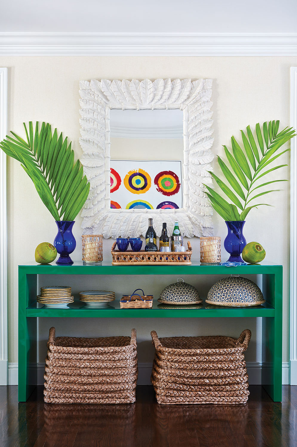 green serving console