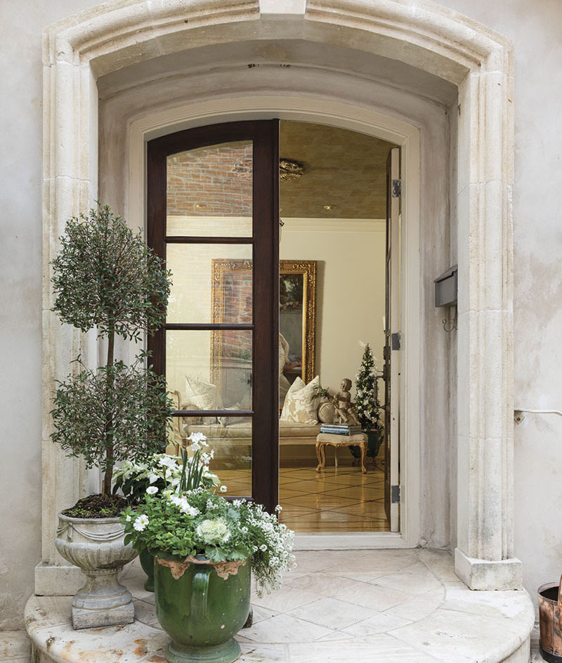 front door holiday decor, Alix Rico's New Orleans home