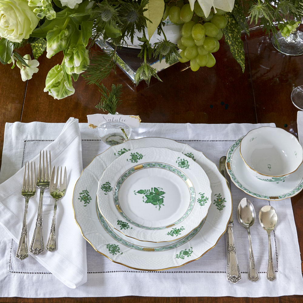 green and white holiday place setting with Herend’s Chinese Bouquet china