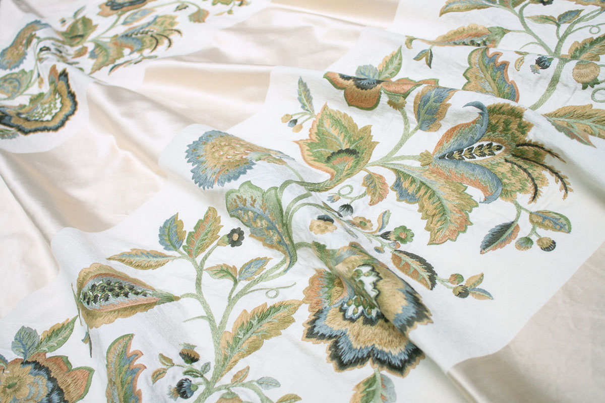 floral print "Gertrude" from Suzanne Tucker's Fabric Collection