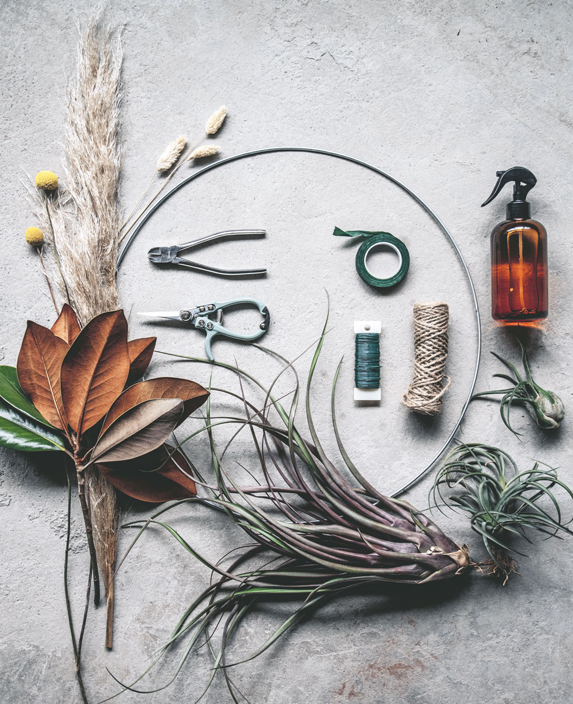 materials for air plant wreath how-to